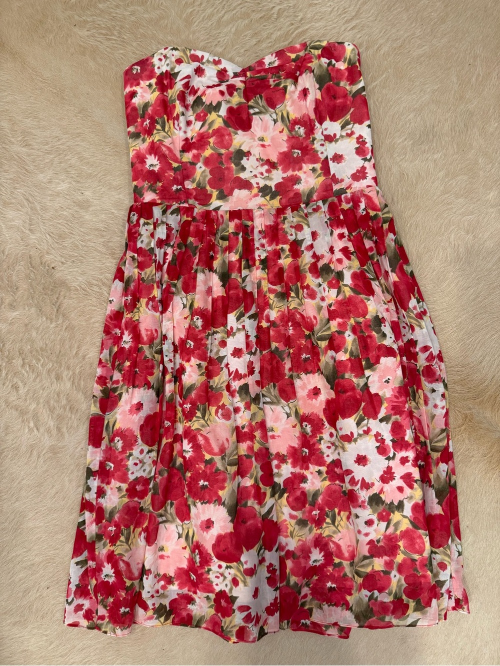 Vintage J. McLaughlin Red and Pink Floral Strapless Dress with pleated skirt